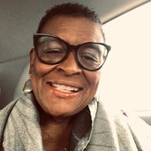 Meet your Posher, Annette